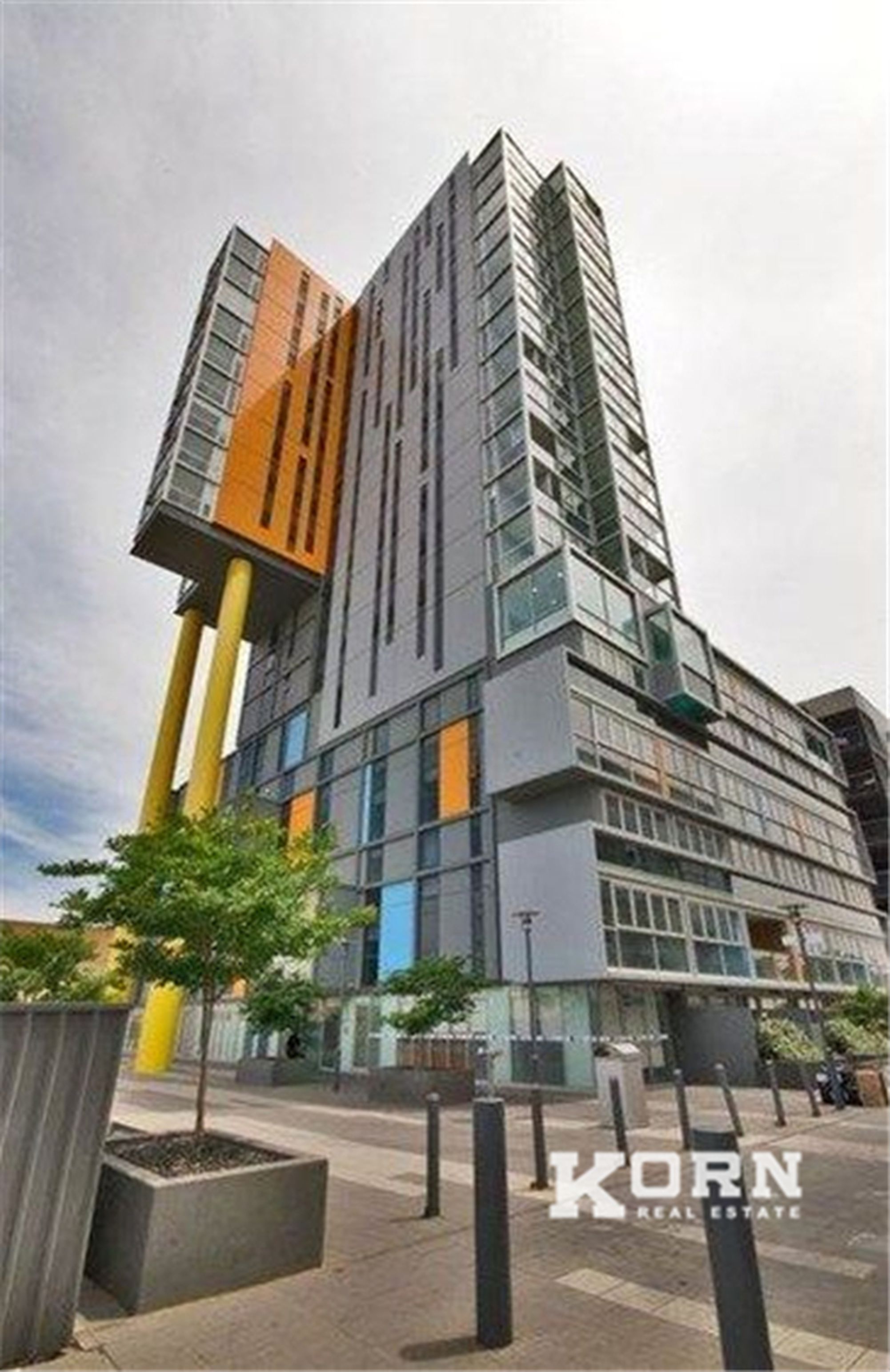604 / 10 Balfours Way, Adelaide
