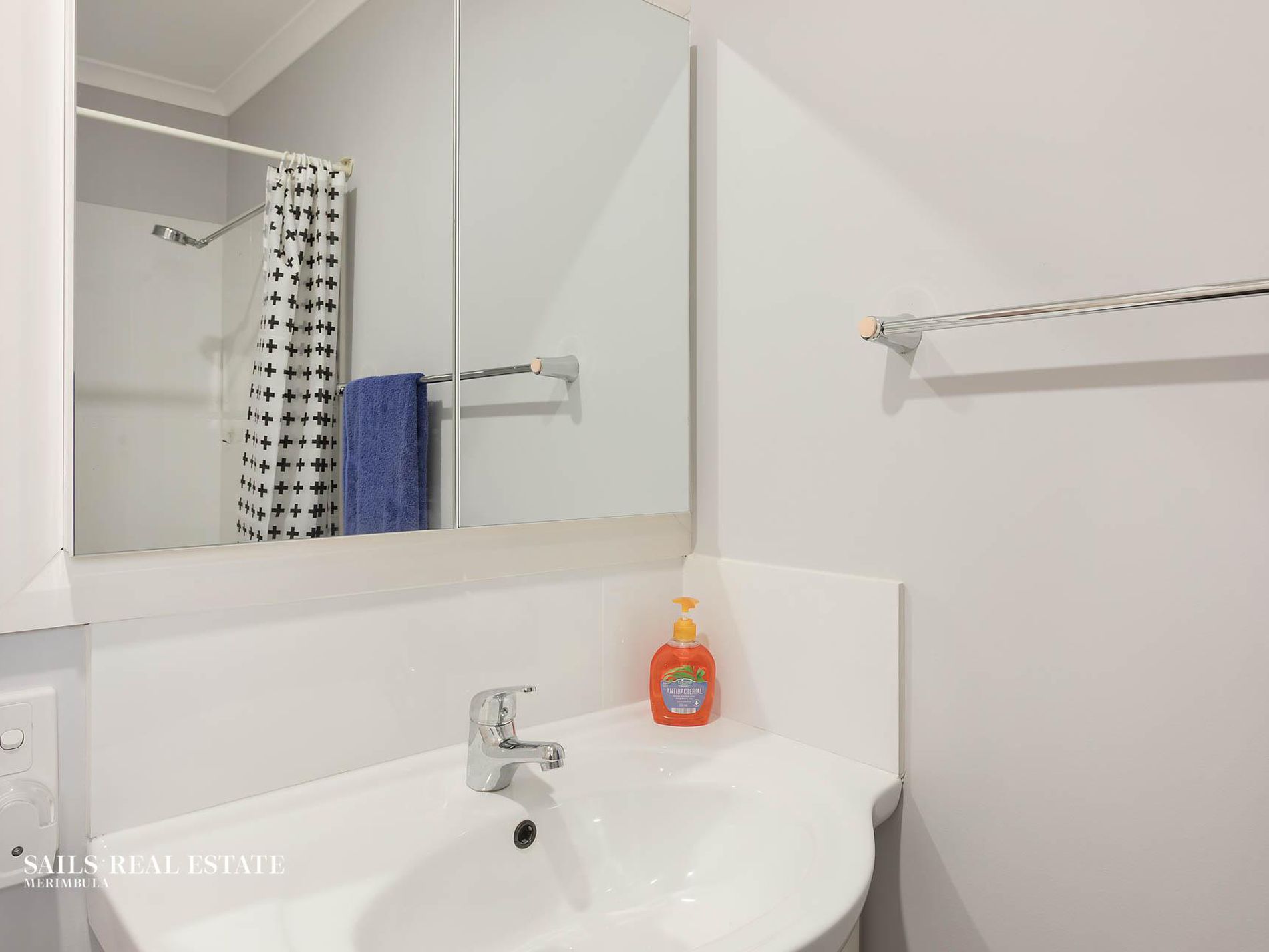 30 / 3211 Princes Highway, Millingandi
