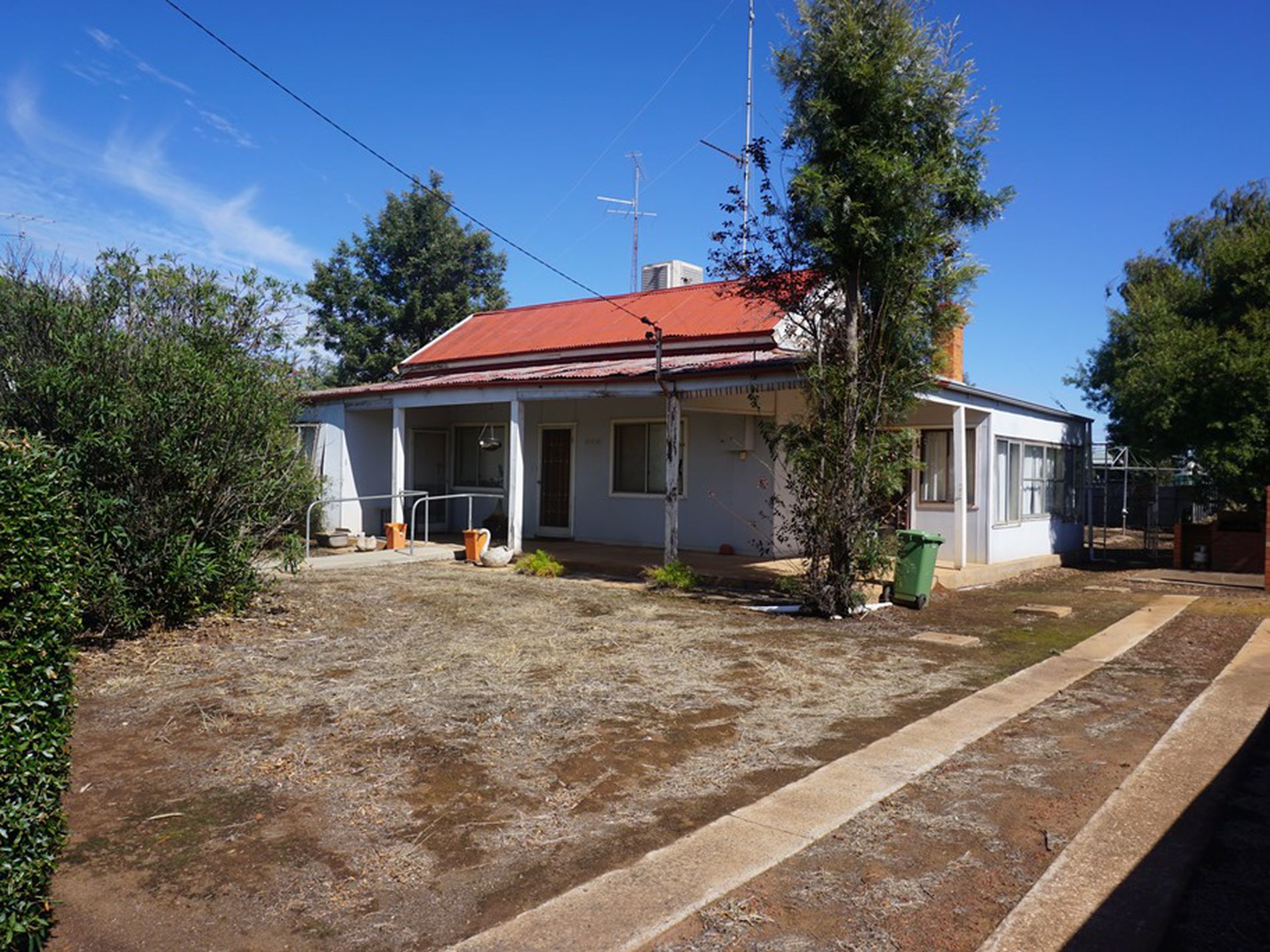 8 Maitland Street, West Wyalong
