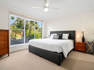 6 Woodalla Way, Narrawallee