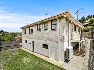 12 Salisbury Road, Bradford