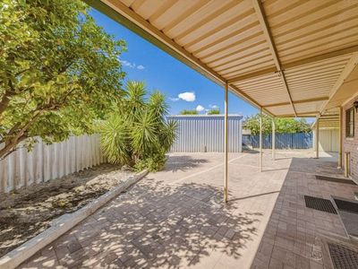 2 Newport Way, Lynwood