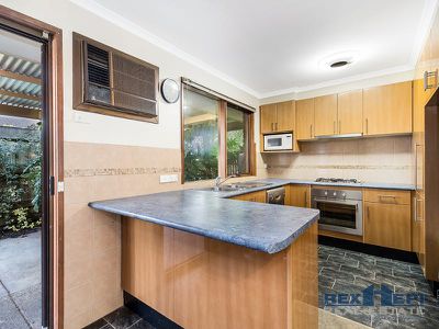 30 Narellan Drive, Hampton Park