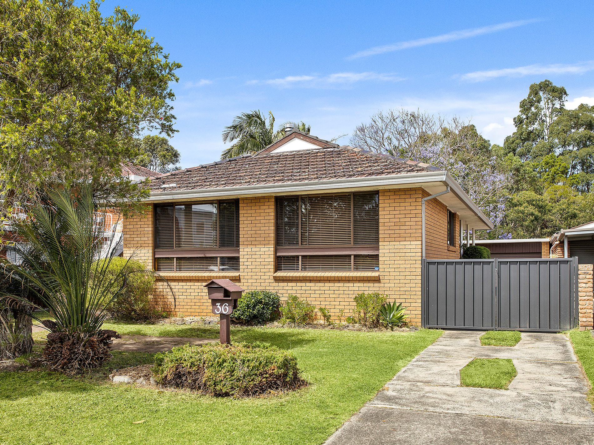 36 Ellengowan Crescent, Fairy Meadow