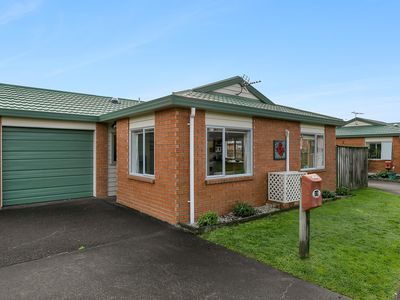 19 Pohutukawa Grove, Titahi Bay