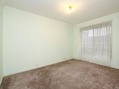 2 / 33 Ivan Crescent, Hampton Park