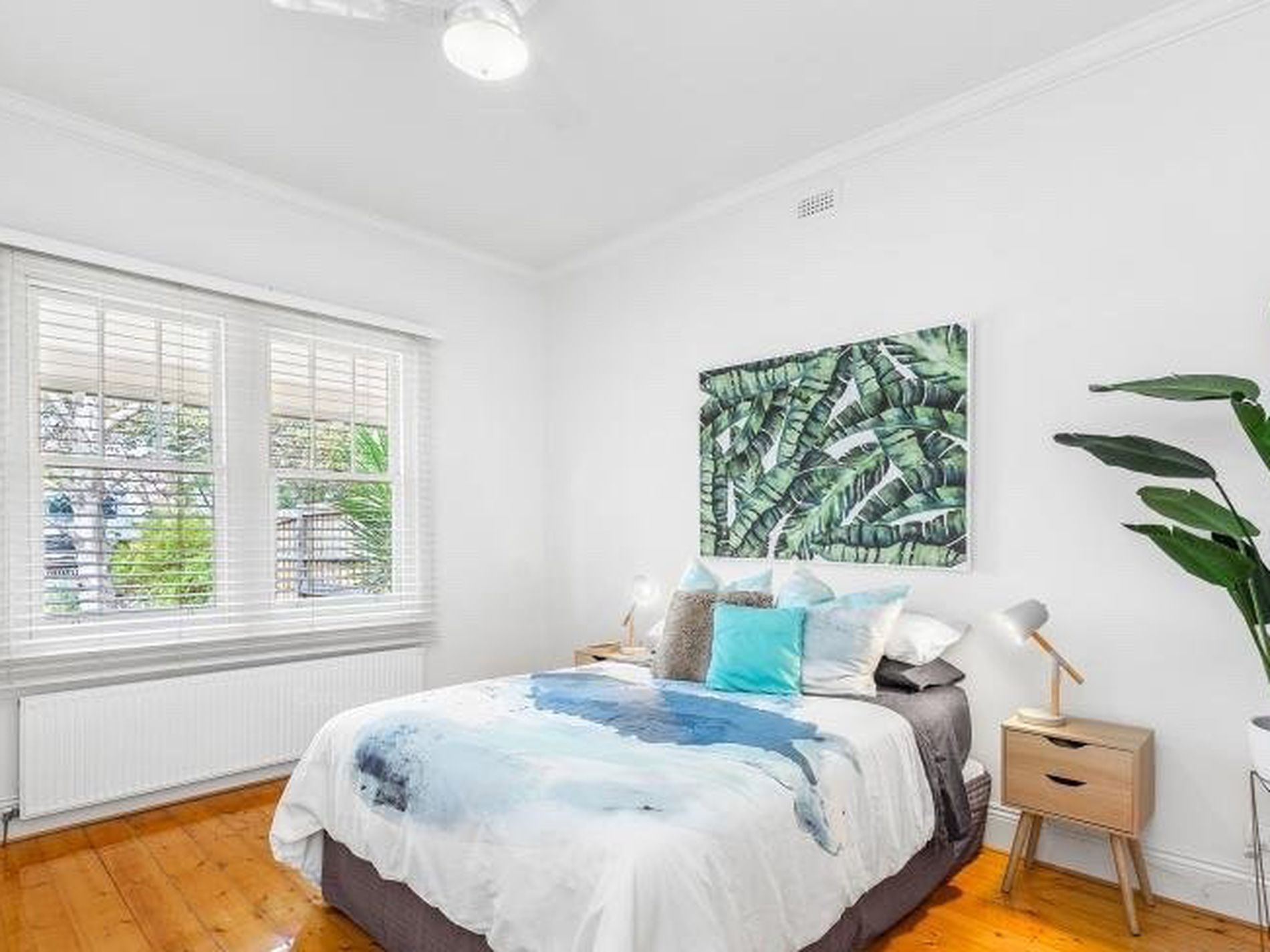 17 Lenore Crescent, Williamstown