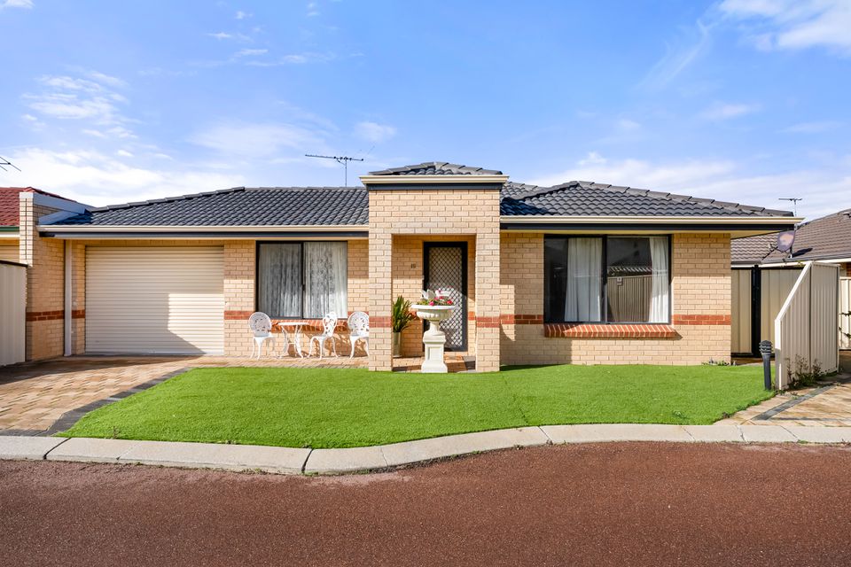 15 / 5 SAINTE MAXIME AVENUE, Port Kennedy