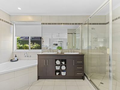 8 Adori Drive, Mountain Creek