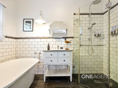 6 Prior Street, Lake Conjola