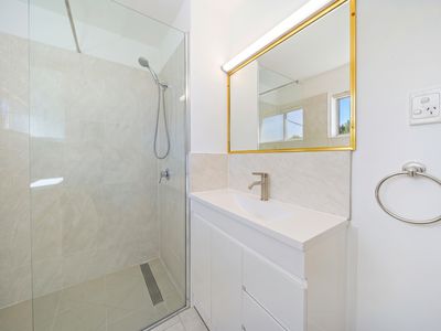 4 / 9 Lomond Terrace, East Brisbane