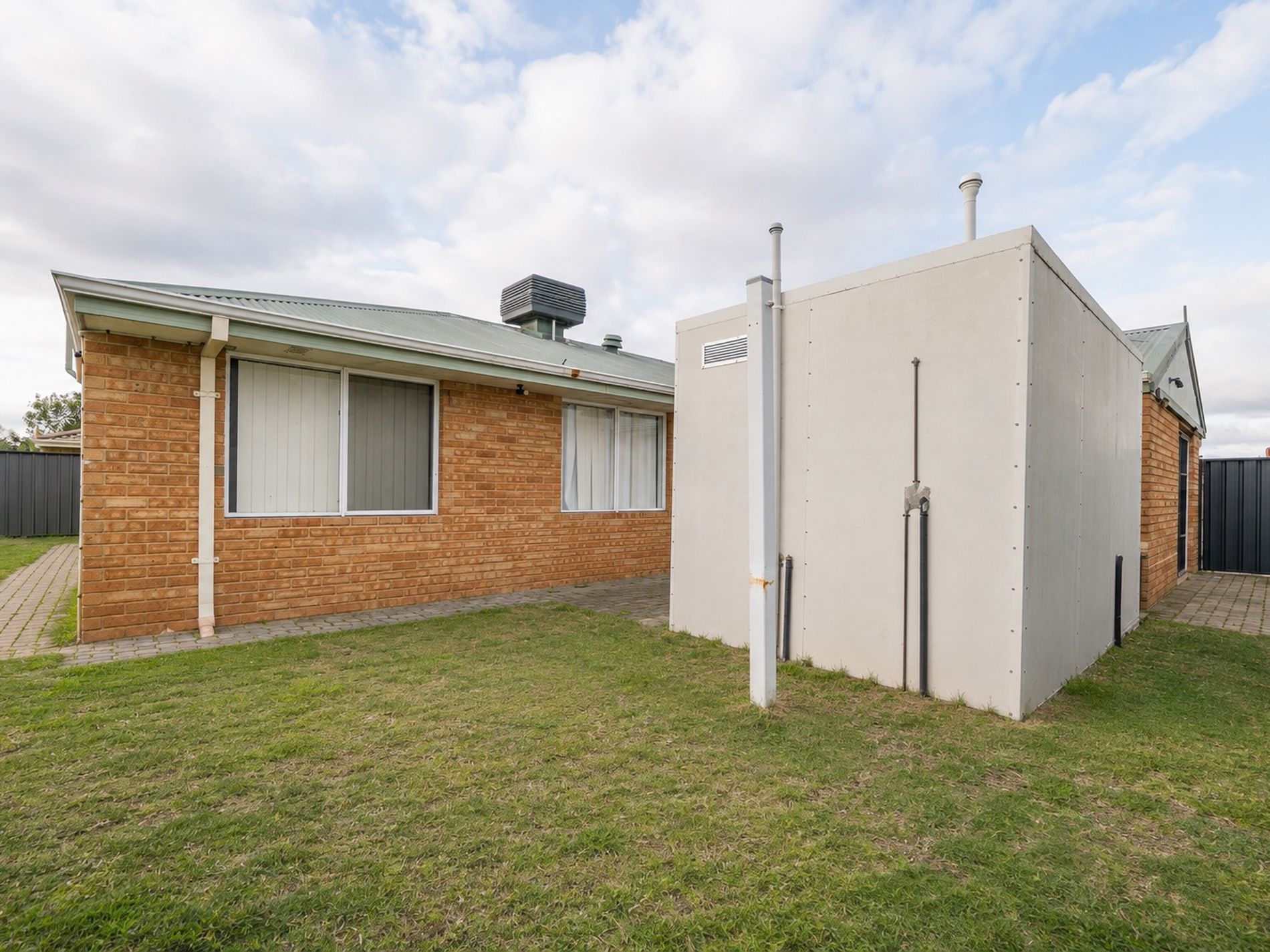 14 Lisbon Way, Seville Grove