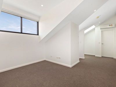 17 / 2-4 Morotai Avenue, Riverwood