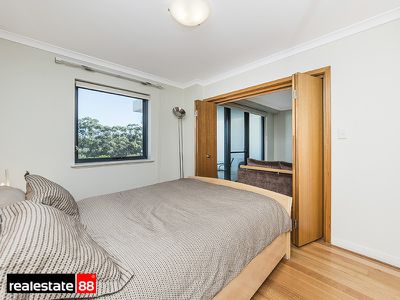 30 / 34 Kings Park Road, West Perth
