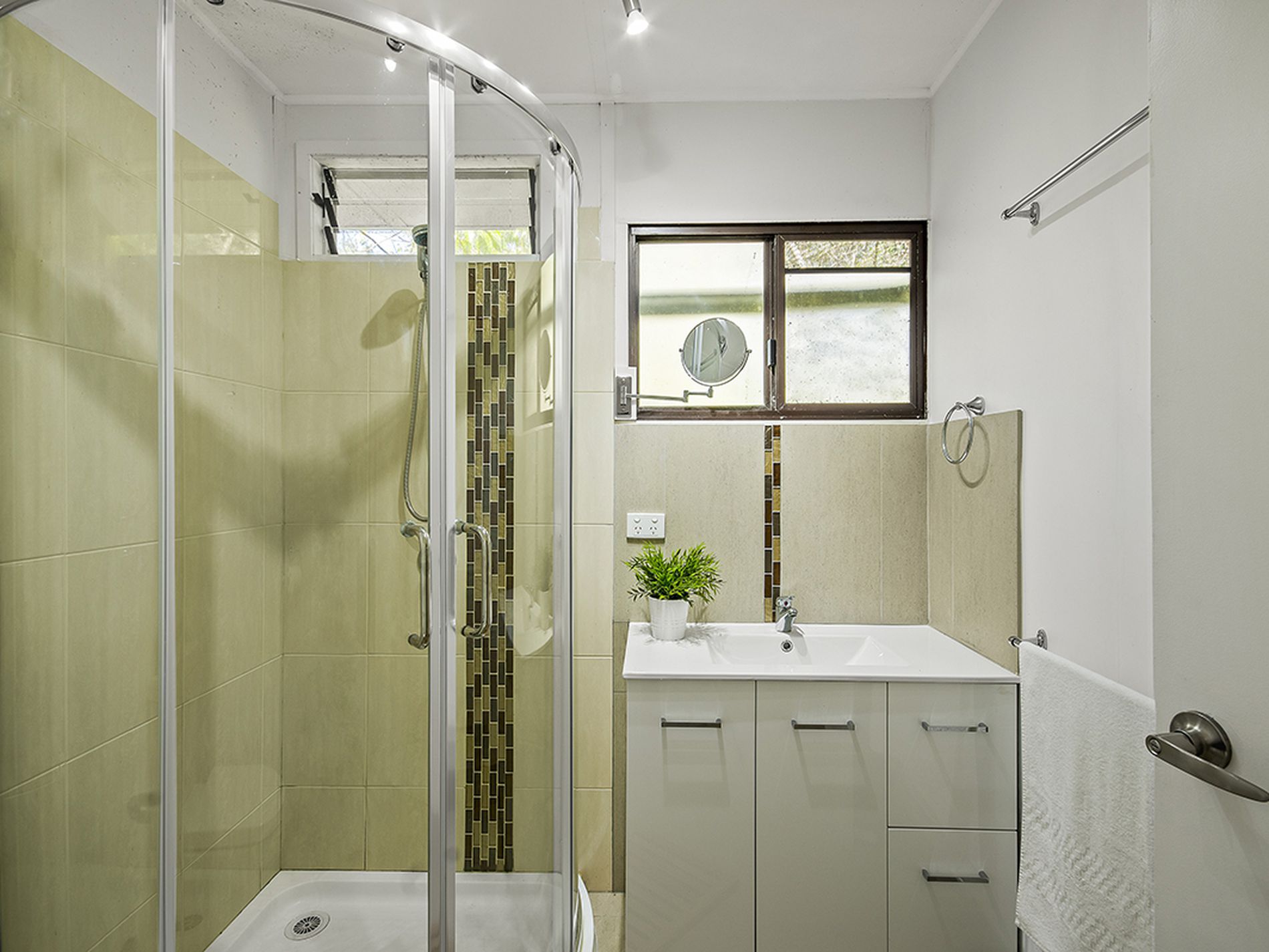 65 Justin Rd, Doonan