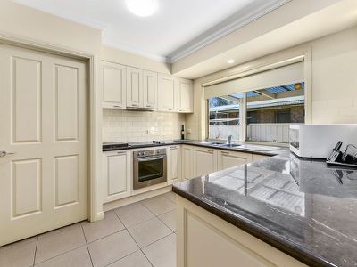 11 / 27 Short street, Millicent