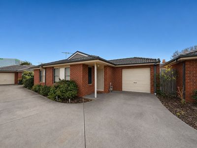 2 / 10 Dixon Avenue, Werribee