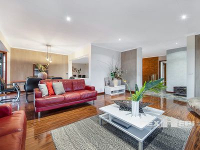 3 Candlebark Close, Hampton Park