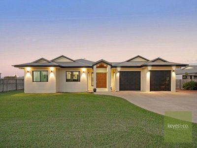 30 Shoalmarra Drive, Mount Low