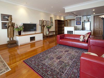 302 / 173 Mounts Bay Road, Perth