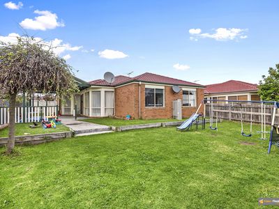 19 President Road , Narre Warren South