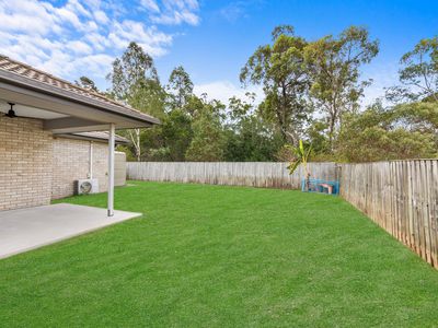 14 Goldenwood Crescent, Fernvale