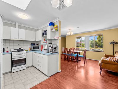 11 View Avenue, Langford