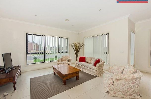 2 Ravenwoods Way, Craigieburn