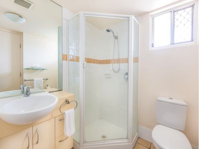 222 / 180 Alexandra Parade, Alexandra Headland