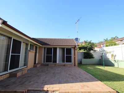2 / 3-5 Summerfield Place, Barrack Heights