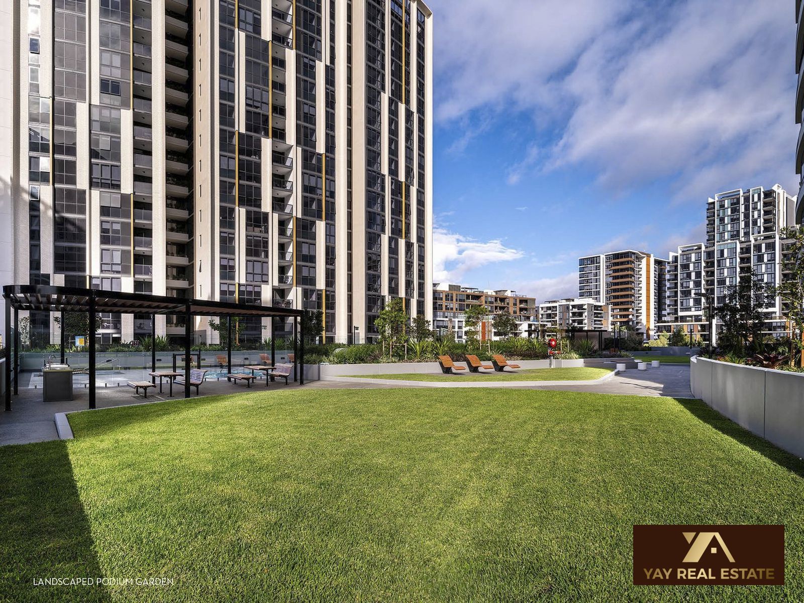 209 / 4 Finch Drive, EASTGARDENS