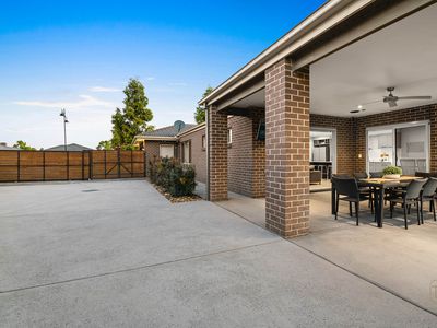 56 Mountainview Boulevard, Cranbourne North