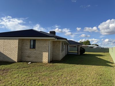 30 Warragrah Place, Parkes