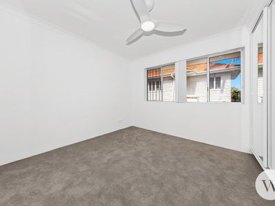 1 / 15 Wooloowin Avenue, Wooloowin