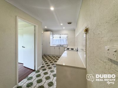 1 Newcombe Court, Dubbo