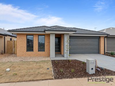 27 Indura Drive, Werribee