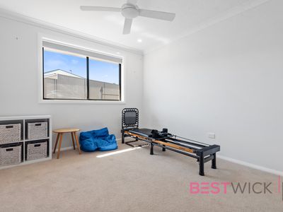 4 O'farrell Place, Kelso