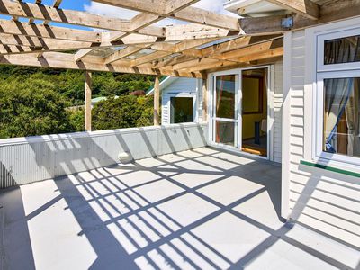 10 Carleton Terrace, Tawa