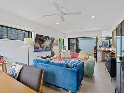 1037 / 154 Musgrave Avenue, Southport
