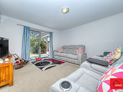 24 Rag Holmes Street, Macgregor