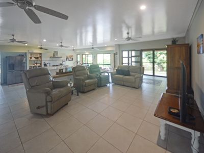 717 Old Tully Road, Djarawong