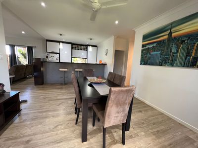 5 Sommerset Drive, Atherton