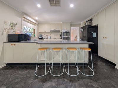 1 Green Court, Swan Hill