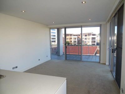 32 / 2-12 Young Street, Wollongong