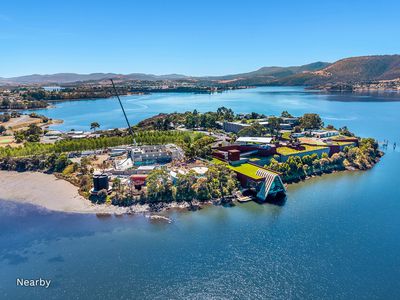 2 Teering Road, Berriedale