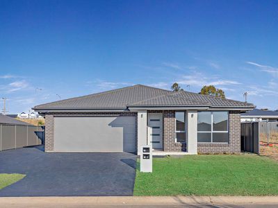 70A Pearson Crescent, Harrington Park