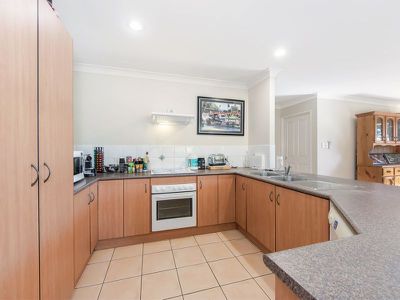 18 Crosby Crescent, Raceview