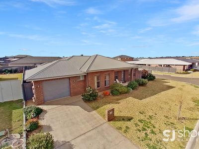 7 Mangrove Crescent, Dubbo