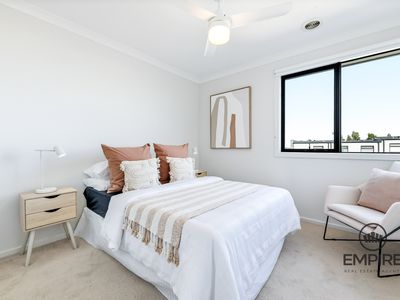 4 Plenty Way, Cranbourne North