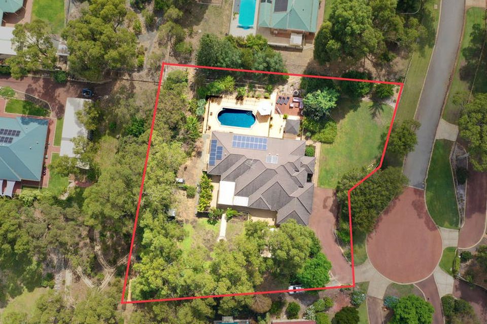 6 Loxley Place , Baldivis